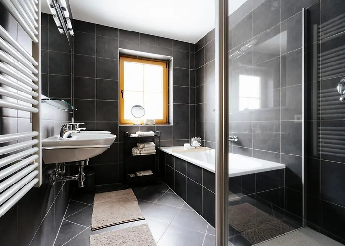 Florianiweg Holiday home Bad Gastein